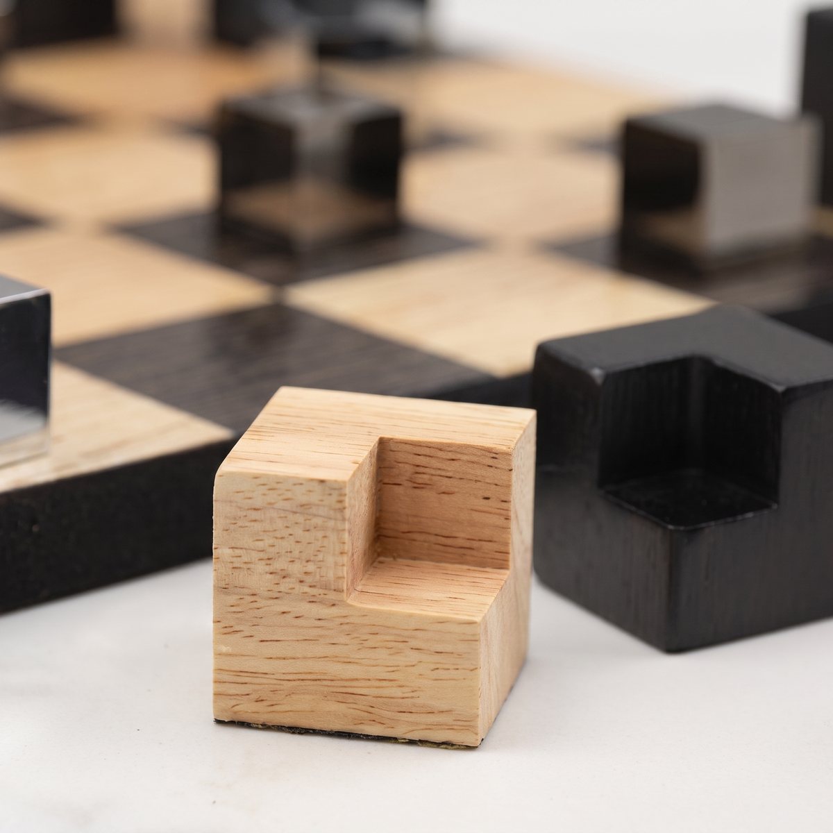 The Oslo chess set full board view